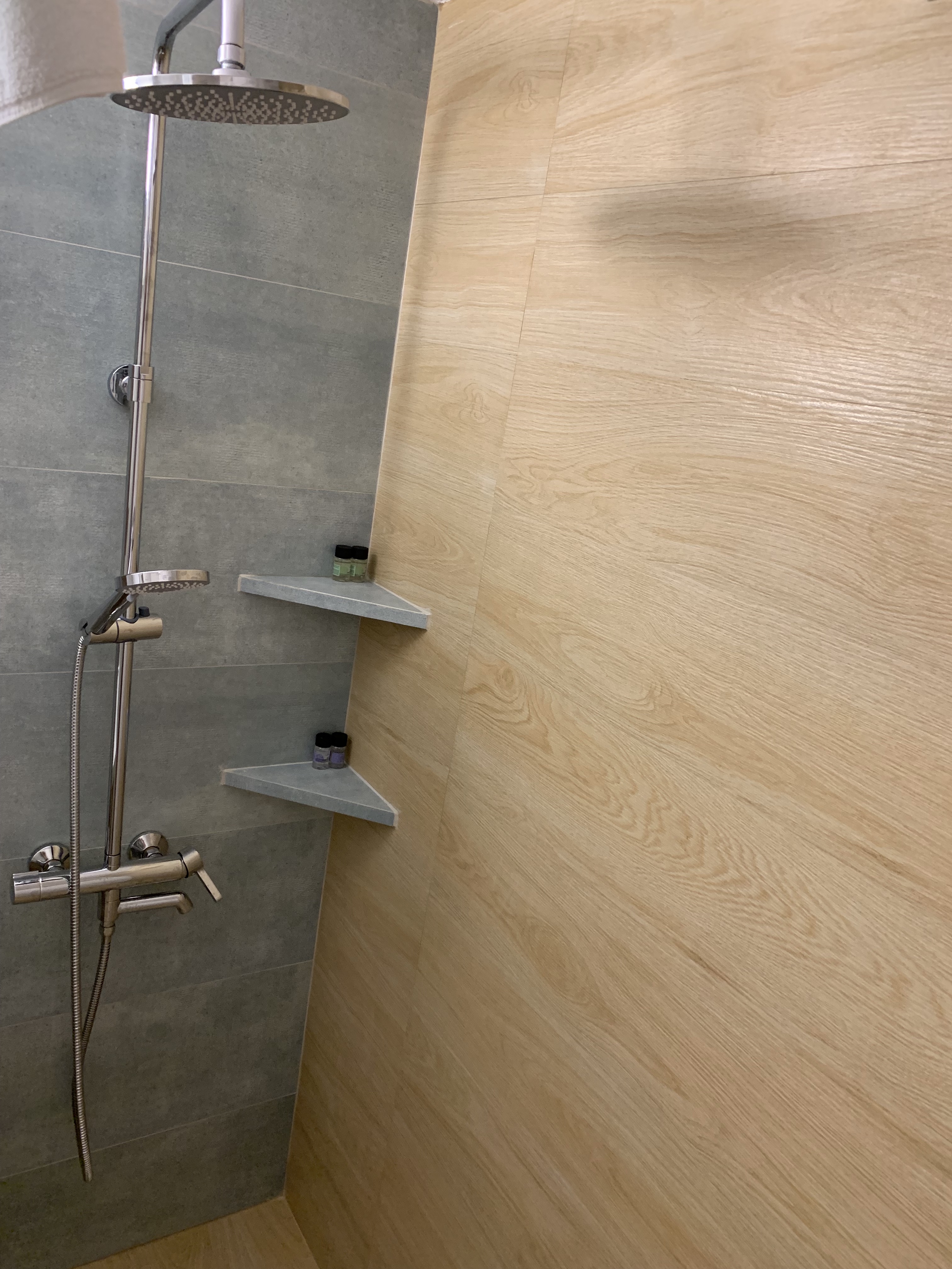 Rainfall shower